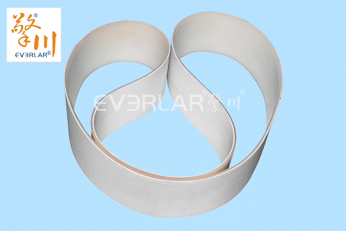 牽引機、夾瓶機輸送帶