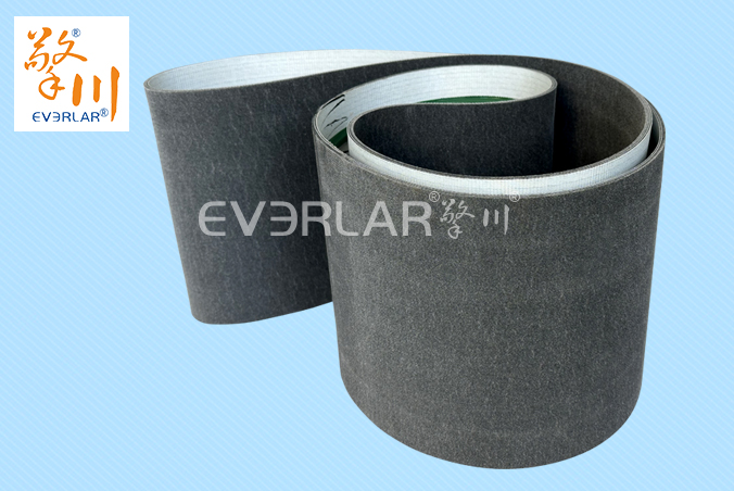 單面灰色毛氈輸送帶加導(dǎo)條耐磨耐高溫耐切割工業(yè)皮帶 單面灰色毛氈輸送帶加導(dǎo)條耐磨耐高溫耐切割工業(yè)皮帶