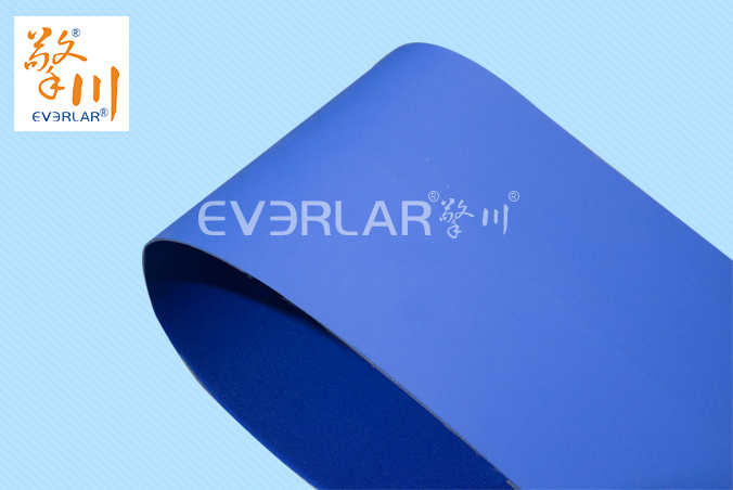 藍色PU輸送帶加導條耐磨耐油耐腐蝕工業皮帶定制