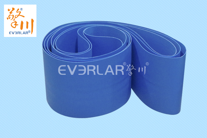 藍色PU輸送帶加導條耐磨耐油耐腐蝕工業皮帶定制