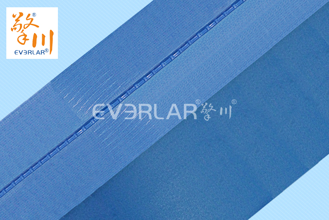 藍色PU輸送帶加導條耐磨耐油耐腐蝕工業皮帶定制