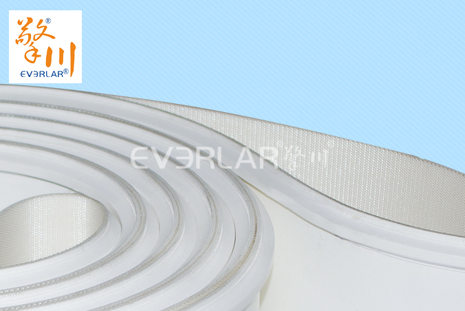 白色PU輸送帶加雙邊導條打孔耐磨耐油抗拉力強工業皮帶