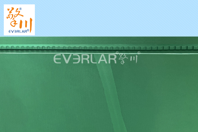 輕型橡膠輸送帶加導條耐磨平穩抗拉強度工業皮帶