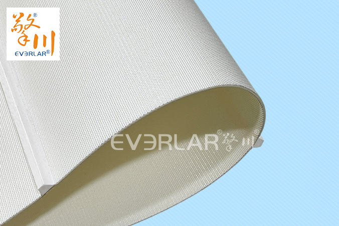 雙面纖維輸送帶加擋板耐磨防滑食品行業流水線提升機傳送帶擎川定制