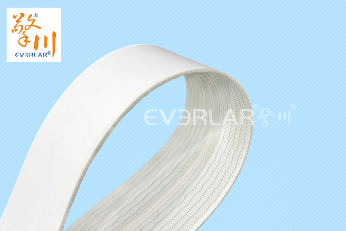 白色食品級PU輸送帶加導條耐磨耐油日化行業輸送機械皮帶加工定制