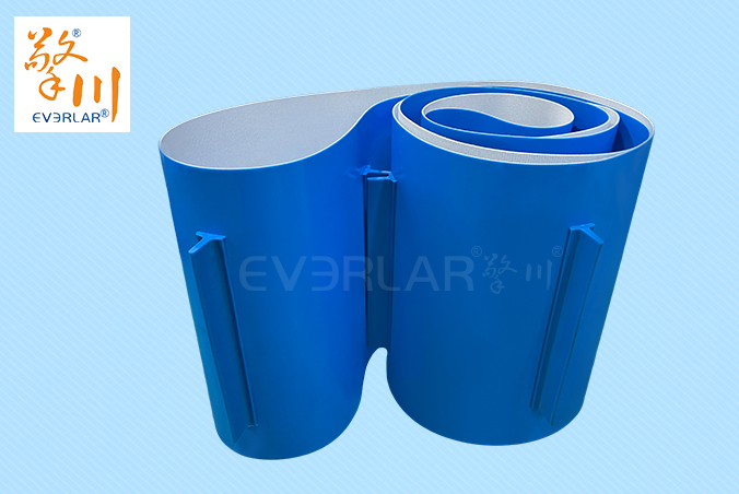 藍色PVC輸送帶加擋板導條耐磨防跑偏防掉落自動化生產線物料傳送工業皮帶 藍色PVC輸送帶加擋板導條耐磨防跑偏防掉落自動化生產線物料傳送工業皮帶