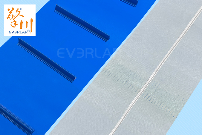 藍色PVC輸送帶加擋板導條耐磨防跑偏防掉落自動化生產(chǎn)線物料傳送工業(yè)皮帶