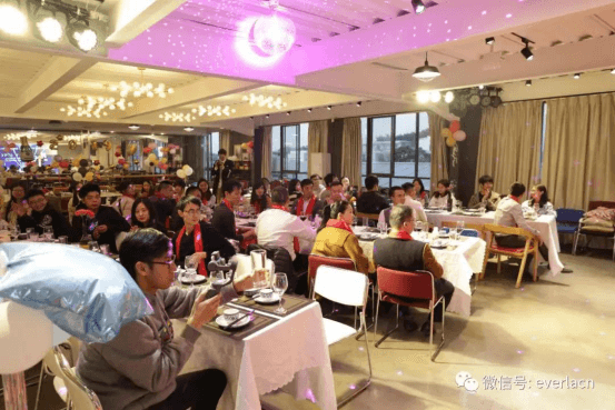 1577691211890572.png 【年會(huì)特輯】車(chē)U匯集團(tuán)與擎川機(jī)電年終盛宴1634.png